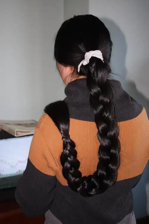 又剪下极品粗大辫子一条来来往往295