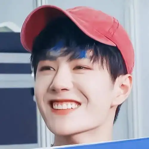 王一博超帅头像合集|高冷与可爱兼备!