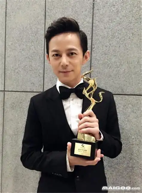 何炅-湖南卫视综艺节目《快乐大本营》主持人介绍