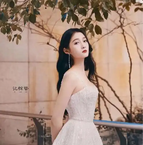 关晓彤毛晓彤苏晓彤喜欢那个呢