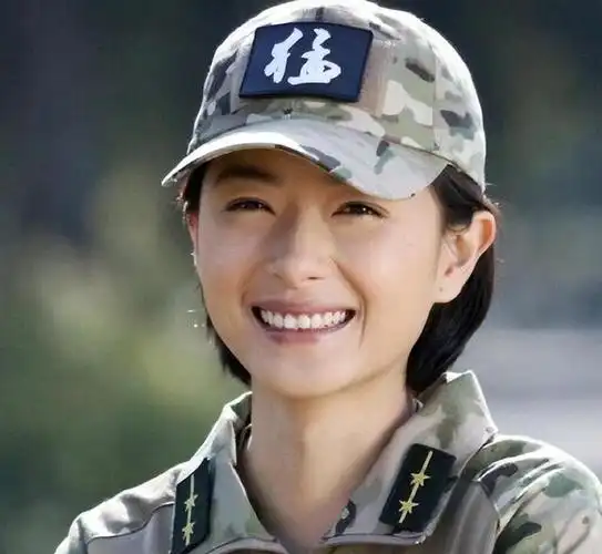 不婚族万茜:出道0绯闻,嫁普通丈夫,35岁高龄为丈夫诞下一子!