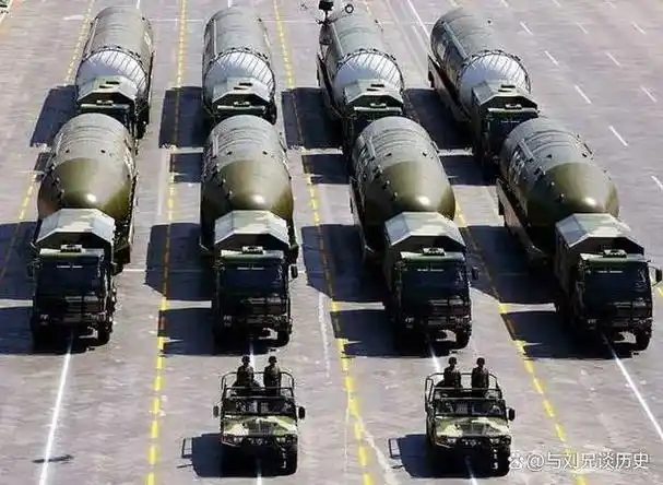 超长射程之王!中国东风5b武器曝光,掀起军事技术革命!