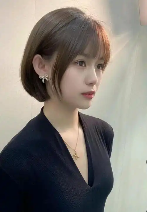 锯齿刘海,挂耳短发,锁骨发,温柔长卷发|发型|碎发|脸型_网易订阅