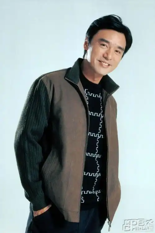 由 a target="_blank" href="/item/钟镇涛/805745" data-lemmaid="