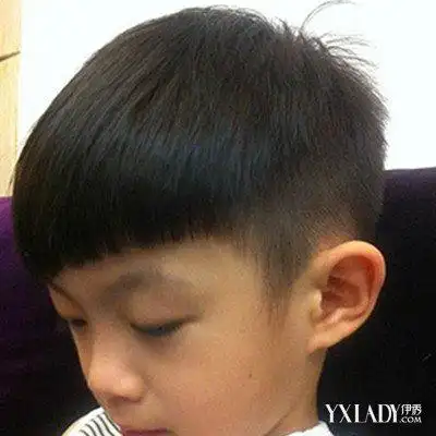 男童发型短发铲两边图片欣赏四款发型彰显个性帅气