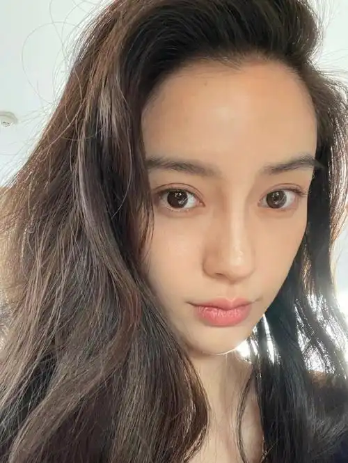 无需与素颜和解 #笔记灵感  #angelababy  你需要与素颜和解吗?