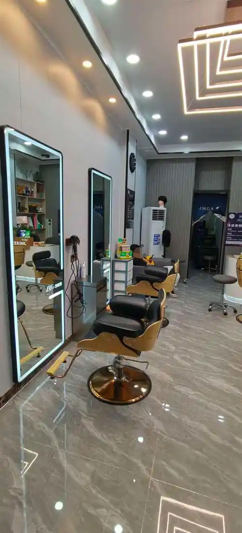 文昌文建一里临街营业中美发店转让