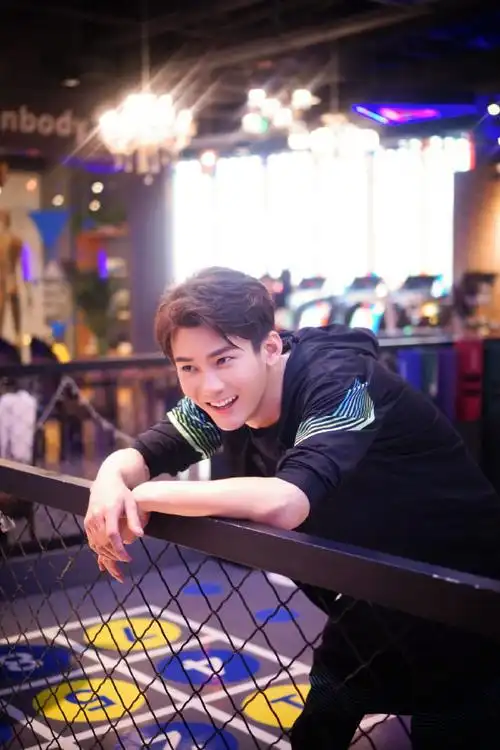 熊梓淇出道六周年快乐