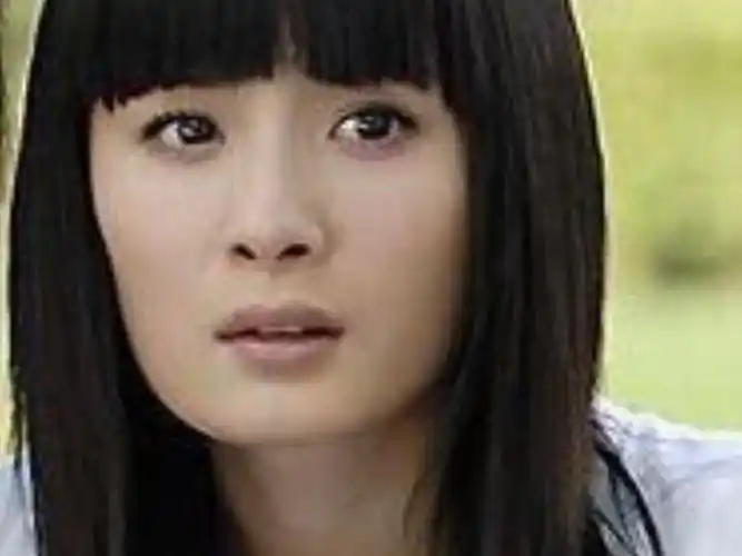 而之前又曝光杨幂整容,那到底杨幂整没整呢?