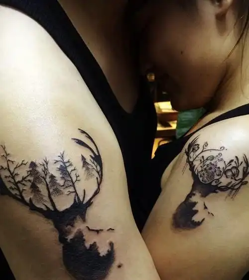 创意十足的大臂情侣纹身图案