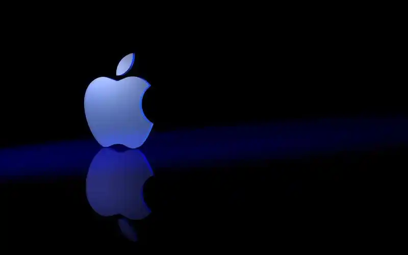 伟大的蓝色苹果壁纸1366x768分辨率下载,伟大的蓝色苹果壁纸,高清图片