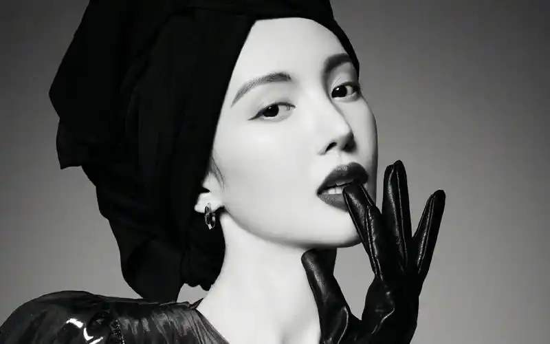 金晨性感魅力写真桌面壁纸