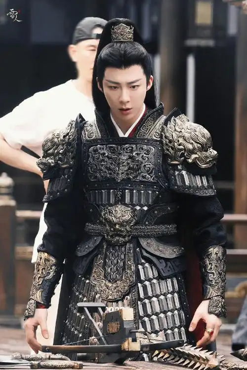 刘宇宁新剧开拍之后的第几套衣服,数不过来完全数不过来,每一套造型都