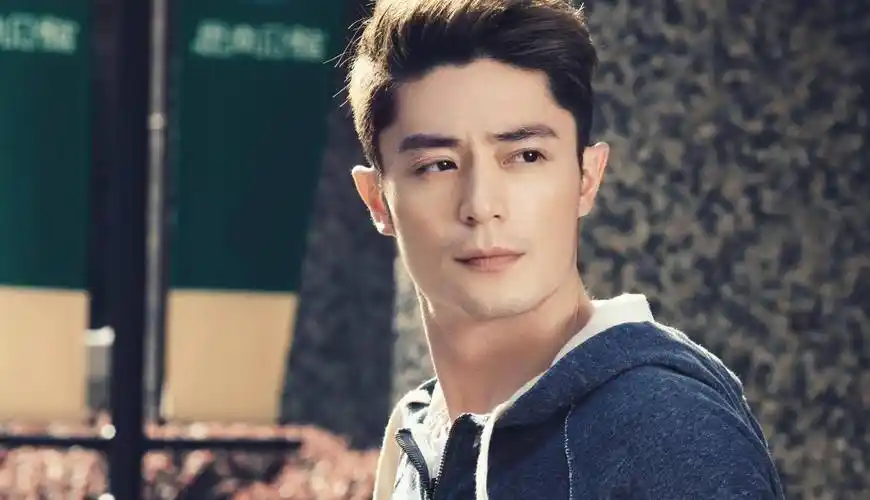 霍建华(wallace huo),1979年10月26日出生于台省台北市,祖籍山东烟台