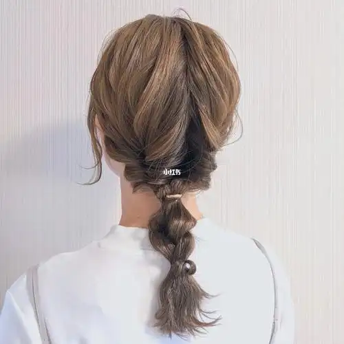 日系编发马尾辫