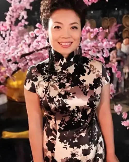 张也55岁未婚无儿无女,与62岁的吕继宏相伴多年,不结婚也幸福