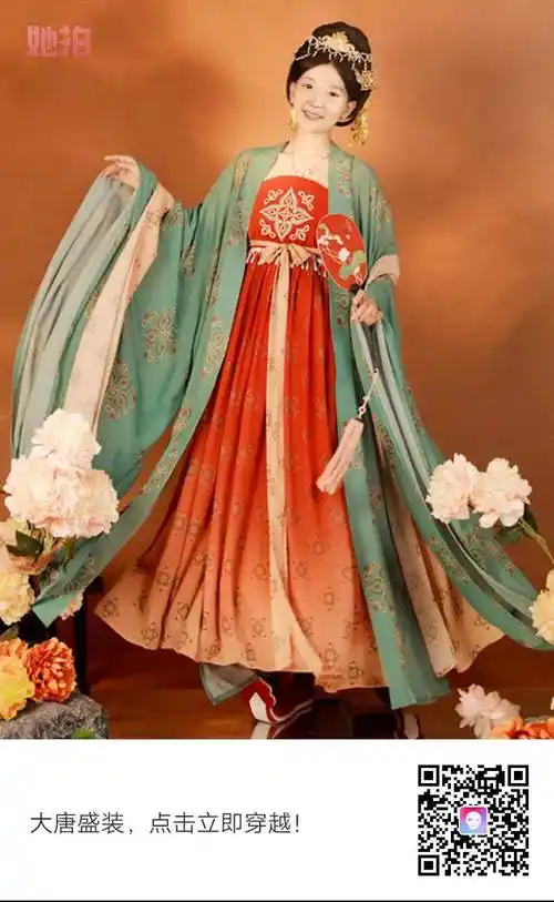 她拍唐朝盛装,美篇展示中国服饰