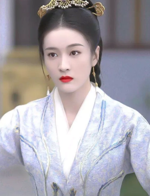 该片上映后张雪迎得了极大的重视,而她在陈晓版的《神雕侠侣》中饰演