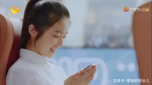 初恋那件小事:你惊鸿一瞥,让我自此终生难忘