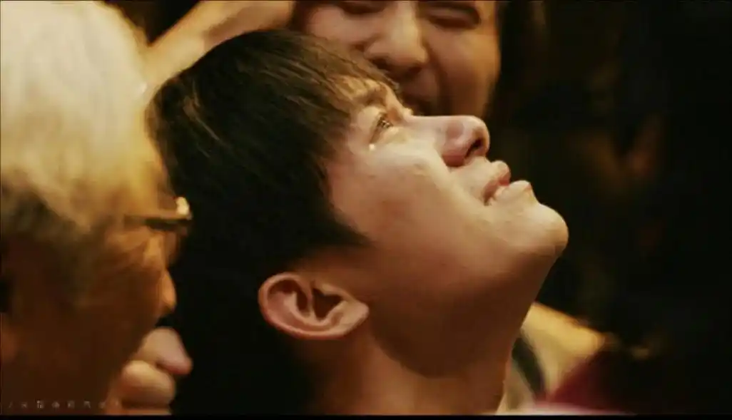 易烊千玺,存在即文案####易烊千玺壁纸  - 抖音