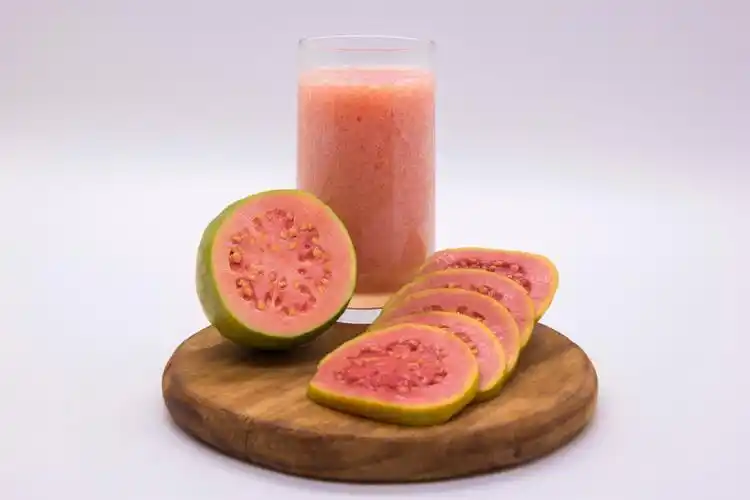 芭乐营养价值高,红心芭乐更是好处多多