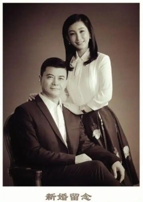 实力派演员王新军与唐静离婚后二婚携手秦海璐再获幸福