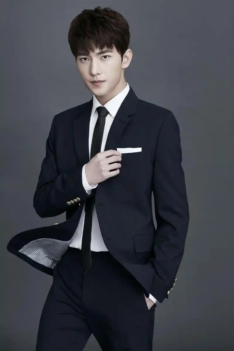 八卦:杨洋的台词功底还是不错的,非常受央妈妈那边的喜欢