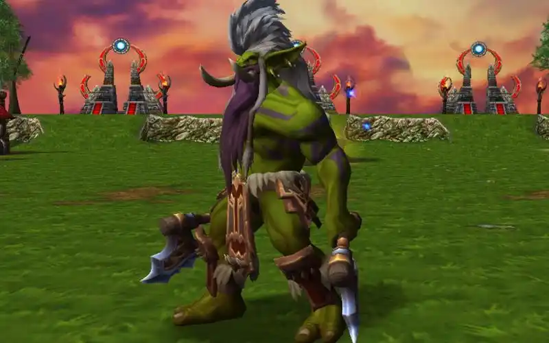 魔兽争霸 - 祖尔金来了,血量越低攻速越高的远程敏捷型英雄.