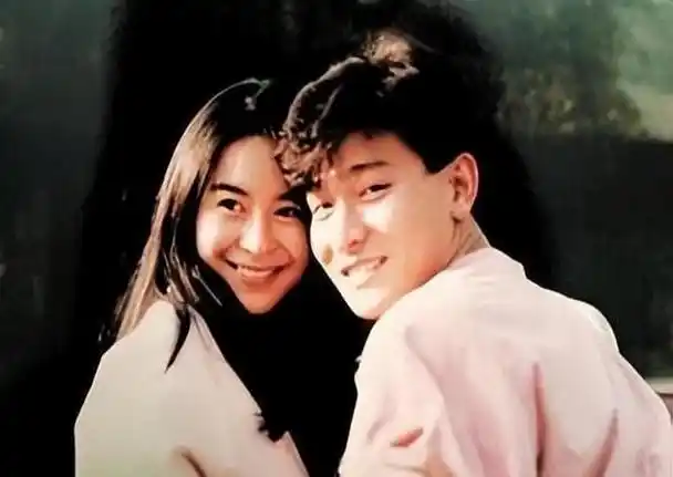 刘德华断崖式衰老满头白发啤酒肚明显网友泪目偶像也老了