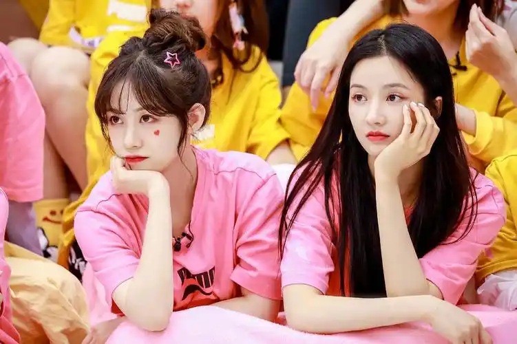 来源:snh48官博 来源:好好榜样官博 来源:嘉行 来源:official_gugudan