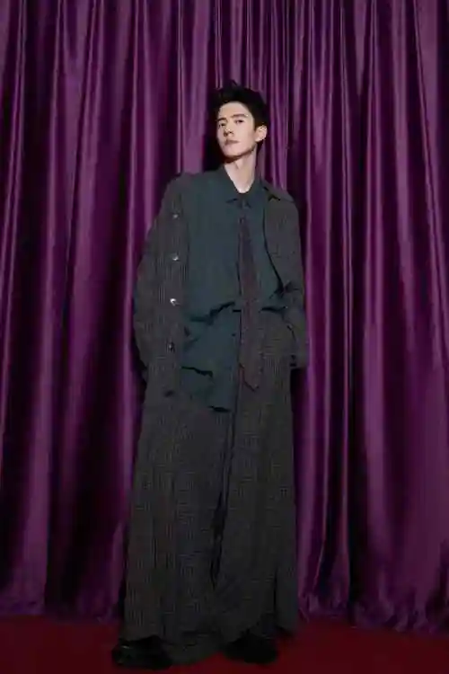 刘昊然巴黎世家大秀##大秀直击##巴黎世家亚洲首秀##巴黎世家大秀