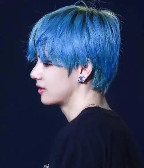 又到初秋时节tony老师麻烦帮我换一下发型