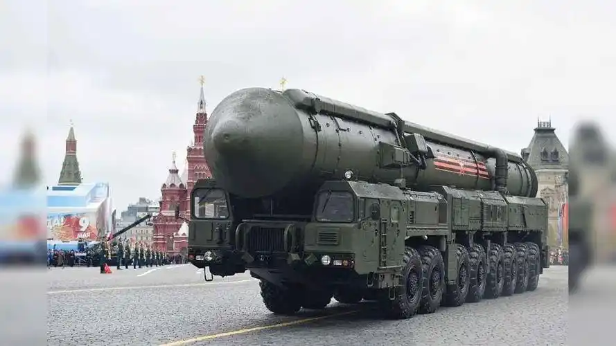 俄罗斯称日前成功试射一枚亚尔斯洲际弹道导弹