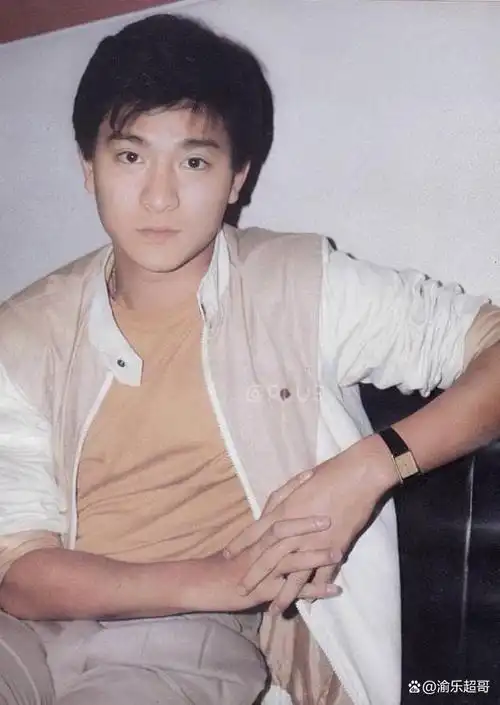 90年代,所有人都承认刘德华演戏很好,但认为他唱歌很烂.