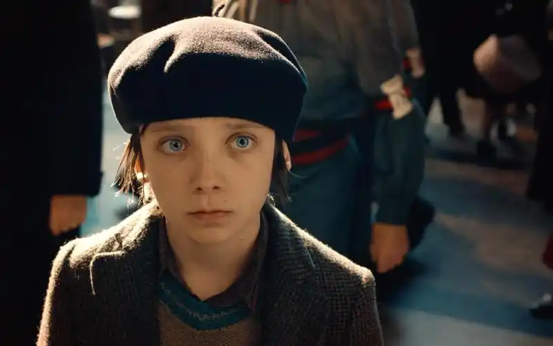 asabutterfield小正太电影雨果混剪