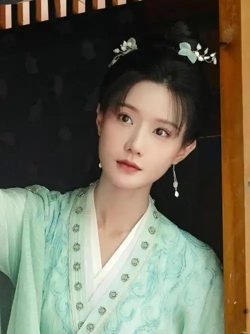 终于等到妹妹新的古装角色上场啦!|陈意涵_新浪新闻