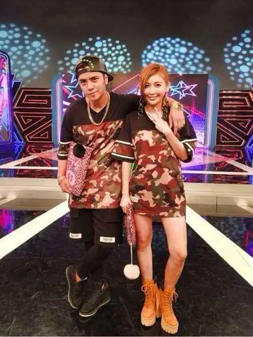 罗志祥疑劈腿旗下女艺人简恺乐俩人亲密照曝光简恺乐照片资料简介