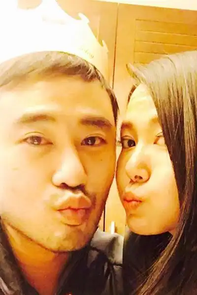 陈亦飞求婚谭维维两人因戏结缘相识相恋陈亦飞个人资料介绍2