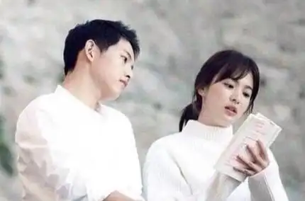 宋仲基单方面对宋慧乔提出协议离婚:分手见人品,离婚要趁早