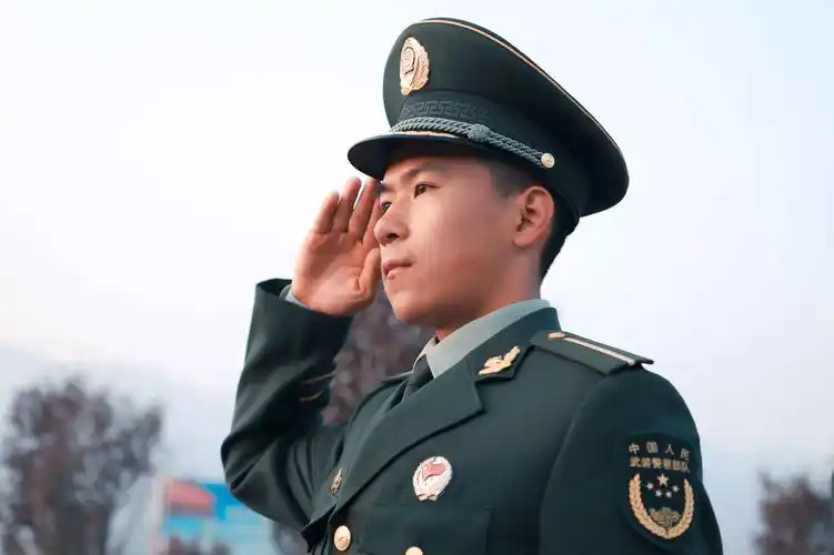 来了来了一道杠的青春