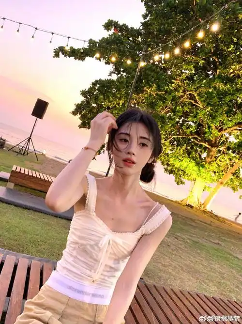 鞠婧祎##鞠婧祎日常机场照