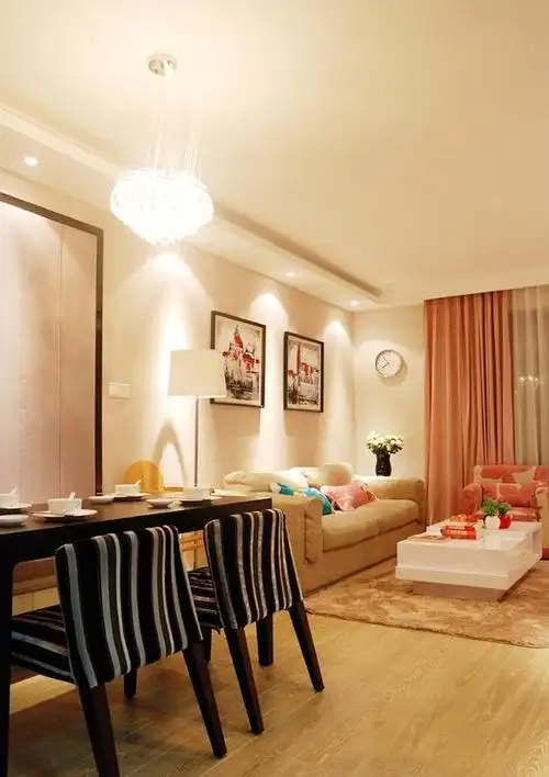 简约装修风格二居室客厅整体效果图