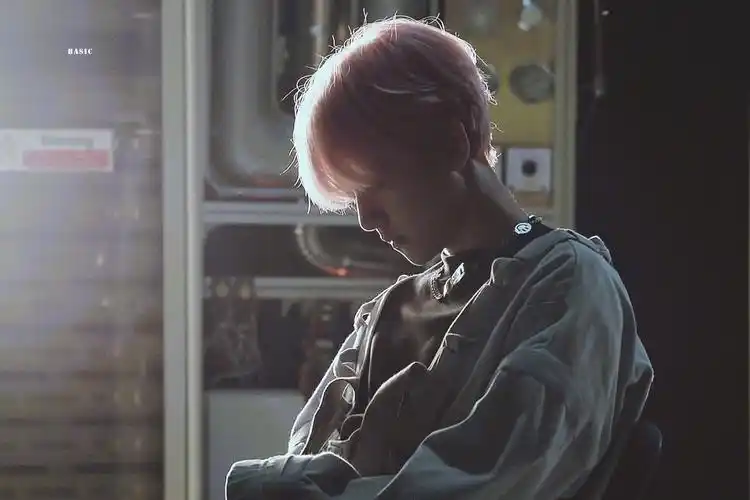 边伯贤 壁纸 - 堆糖,美图壁纸兴趣社区