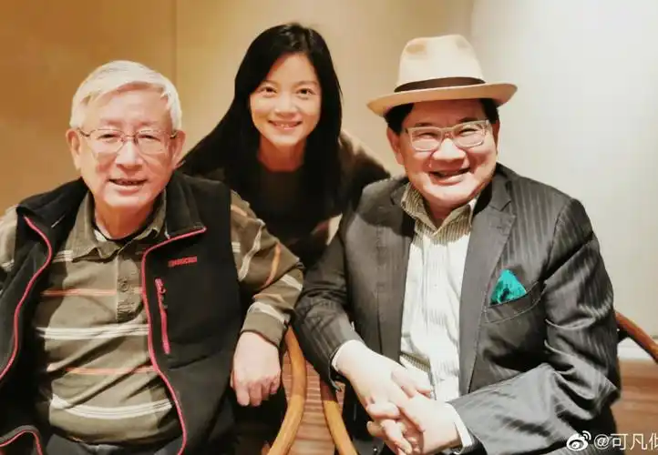 原创主持人曹景行癌症去世生前忍痛工作头发皆白曹可凡李艾悼念