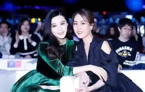 不算漂亮的马苏,传说中的同框杀手,女明星都害怕和她合照_显得_李小璐