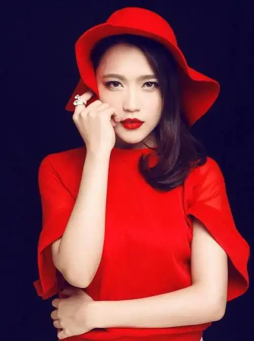 急求庄心妍这张照片的高清!