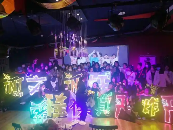 南昌时代少年团二周年线下应援