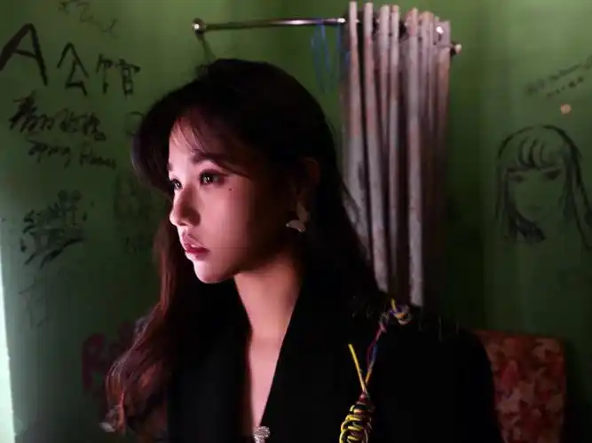 孟慧圆胶片质感巡演照片