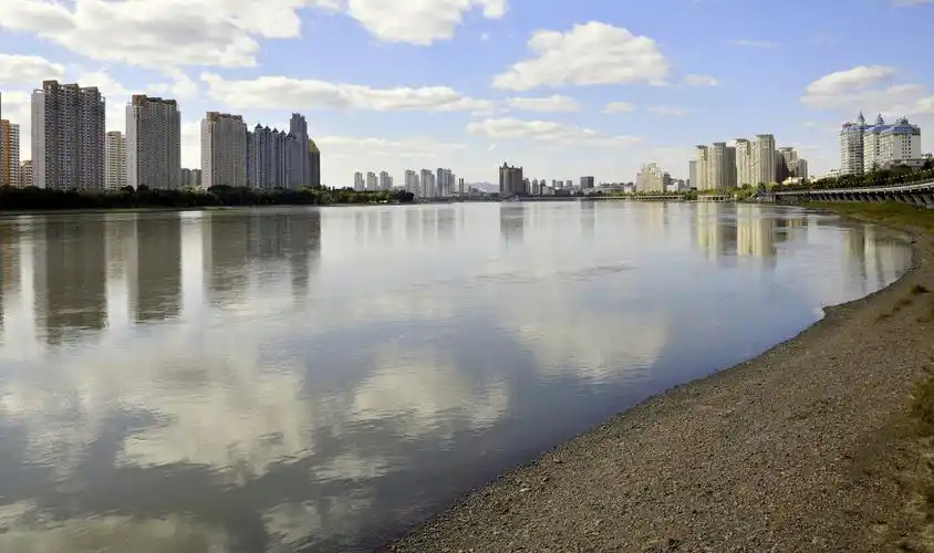 吉林松花江风光