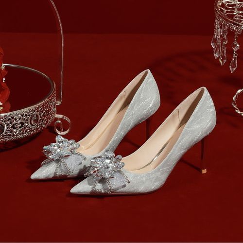 新款法式水晶婚鞋女主婚纱新娘鞋2023年婚礼细高跟鞋不累脚白纱